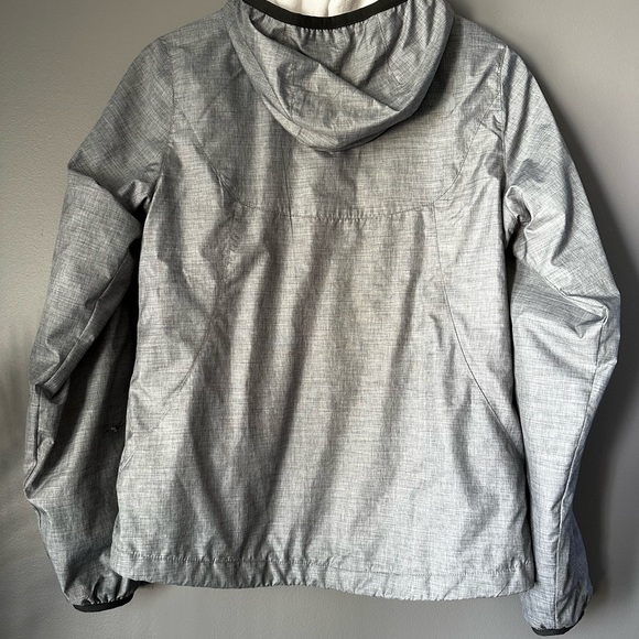 The North Face Grey Jacket - Picture 2 of 5